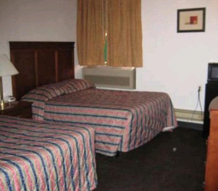 Martin House Motel บรูคฟิลด์ ภายนอก รูปภาพ